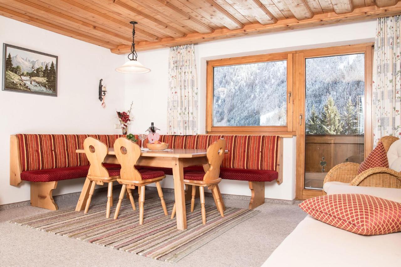 Landhaus Maria Neustift im Stubaital Esterno foto